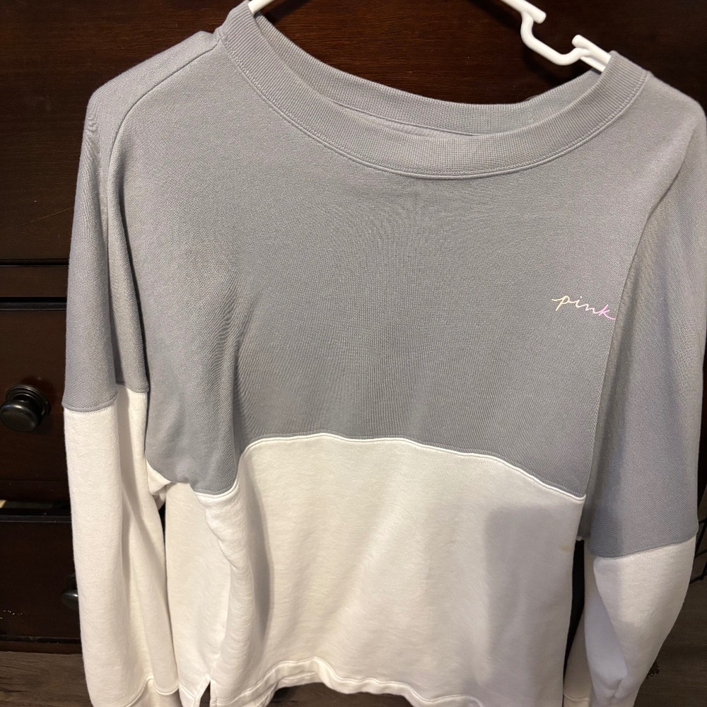 VS Pink sweatshirt